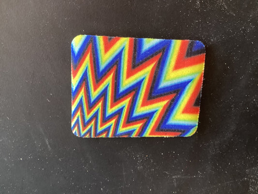 Crazy print magnet