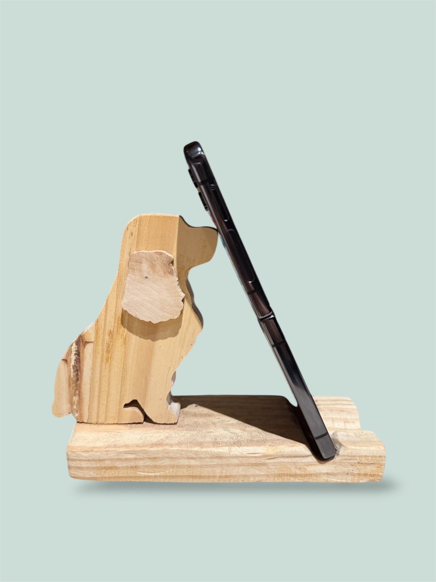 cocker spaniel wooden phone holder